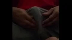 Odtwórz Intensywna sesja Alana Prasada przed kamerą internetową: szarpanie jego masywnego penisa i uwalnianie potwornego wytrysku