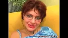 Redare Matura Penetrata Cu Dildo Suge Pula De Fericire