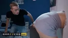 Abspielen Fick sie nachts, damit ihr Mann uns nicht sieht