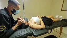 تشغيل يمكن أن تقدم هذه سمراء كل ما تحتاجه من حيث الجنس