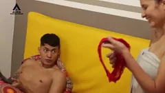 تشغيل Creampie في الحمار المثالي لأختي الكولومبية أثناء الرجيج مع سراويلها الداخلية