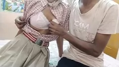 Jouer Sexe anal brutal d'une étudiante indienne Desi