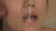 Redare Orgie Asiatică Bukkake: Trio Japonez Sălbatic