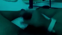 Redare Sesiune de masturbare amatori fierbinte inspirată de o femeie matură