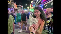 Reproducir Pickup street: la prostituta adolescente se le paga por sexo duro y anal