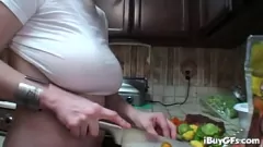 Afspelen Tyla Wynn's intense roodharige POV Blowjob -sessie