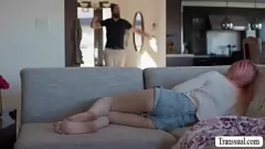 Redare Fiica vitregă a lui Daddy's Naughty T-Girl: Delight Anal cu țâțele mari ale lui Mimi Oh și cocoșul shemale al lui Mimi Oh